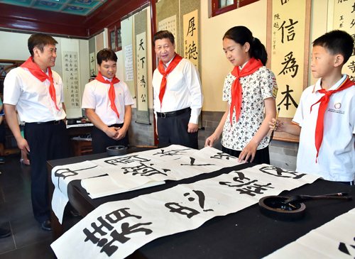 孩子们的“大朋友”习近平